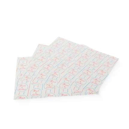„Frisch und lecker“ mit rotem und blauem Aufdruck, ideal zum Verpacken von Lebensmitteln.